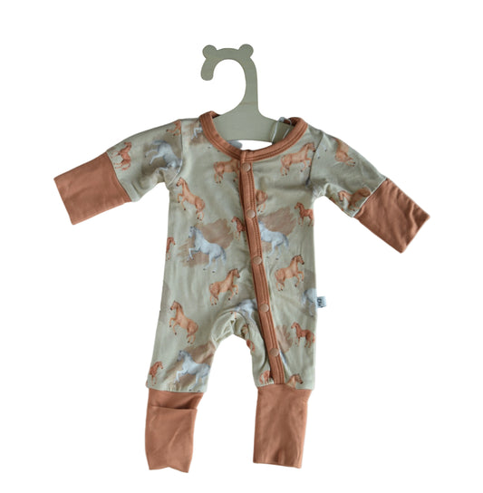 Laree & Co Snap Footie